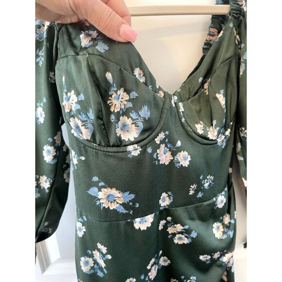 Astr The Label Green Floral Ruched Long Sleeve Midi Dress XS Slit lined Bra NWOT - Picture 6 of 8